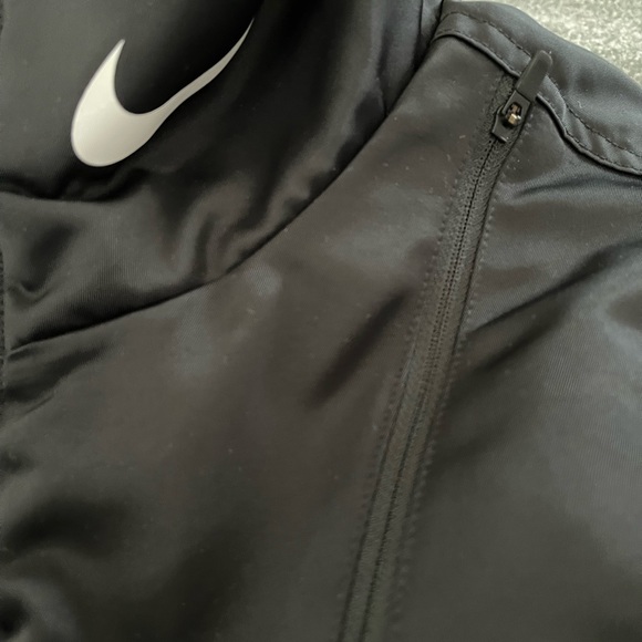 Nike Thermore Insulated Jacket - Picture 5 of 14
